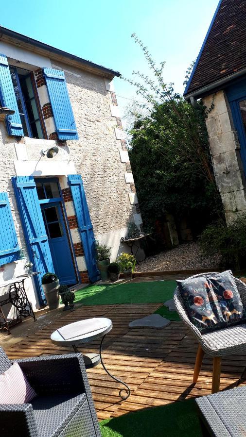 Chez Gladys Et Ses Enfants Hotel Lain Exterior photo